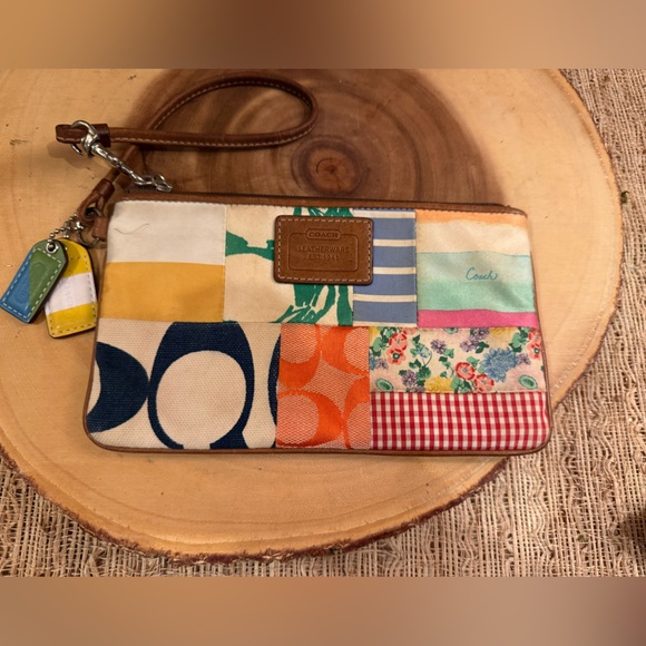 Coach Patchwork, Wristlet Wallet, Bright Colors Colorful Vintage Double Tags - Picture 1 of 6